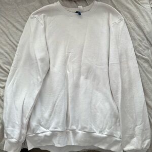 H&M Divided white sweatshirt. Oversized fit! Size Medium